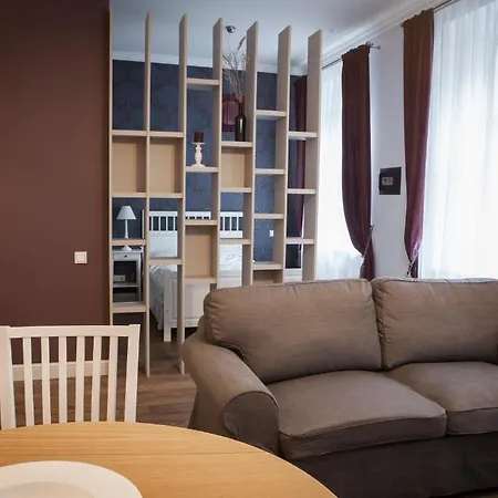Street Apartment Vilnius