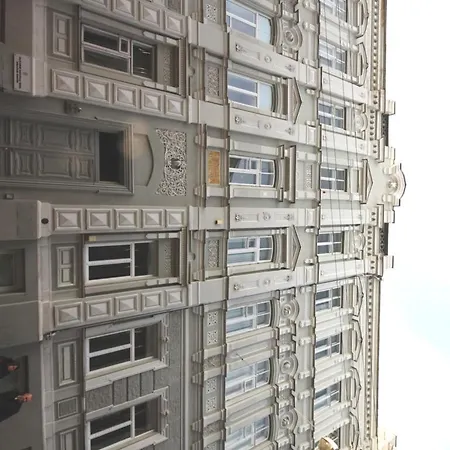 维尔纽斯街公寓